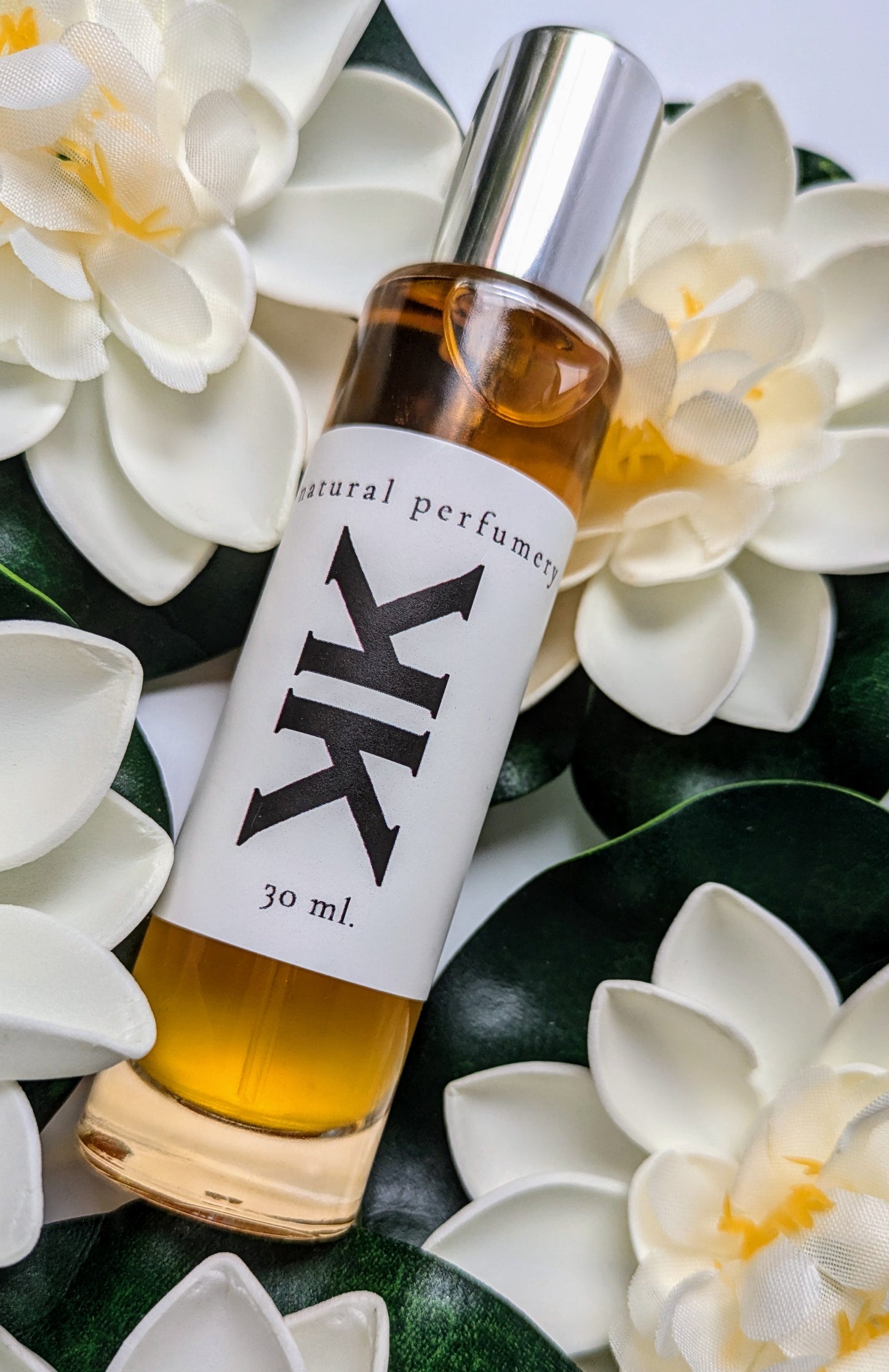 LUXURY FLORALS